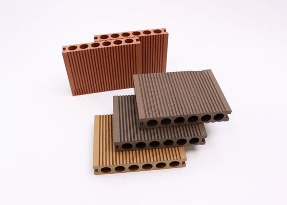 Plastiksprung beständiges WPC Terrassen-Brett 140x25x2900 Decking-WPC