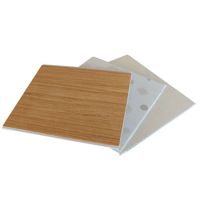 Wasserdichte dekorative Innenpvc-Wand und Deckenverkleidungen lamellierten