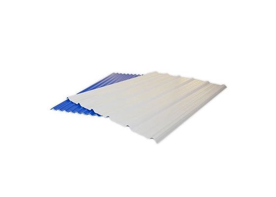 Zusammengesetzte Plastikfliesen-feuerfeste Dekoration PVCs Red Roof im Freien