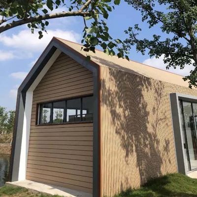 Hölzerne Beschaffenheit Wpc-Wand-Umhüllung Luxus-Eco freundliches im Freien für Yard-Dekoration
