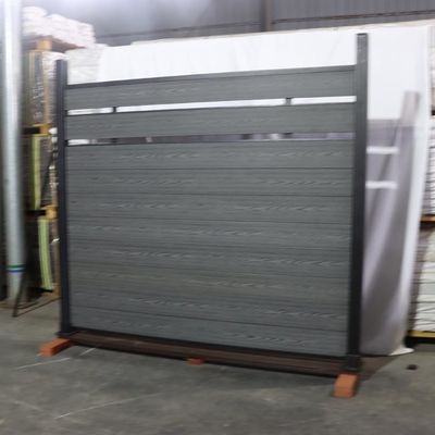 Verdrängung Wpc des Garten-Co zäunen zusammengesetzten Mehltau-Beweis Panel Wood Plastics ein