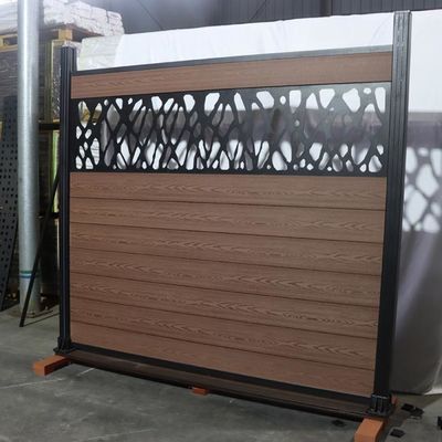 Einfacher Installation Wpc-Zaun Panels 1.8m * 1.8m Co Verdrängungs-Außenbretter