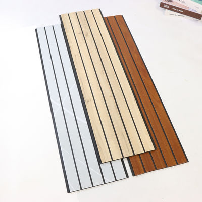 Einfache Installation PVC-Wandpaneele - Einfaches Klicksystem für Heimwerker-Renovierung