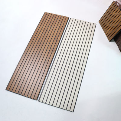 Einfache Installation PVC-Wandpaneele - Einfaches Klicksystem für Heimwerker-Renovierung