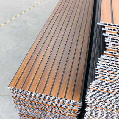 Überlegene feuchtigkeitsbeständige PVC-Rillenwandpaneele für Restaurants, Krankenhäuser, Labore