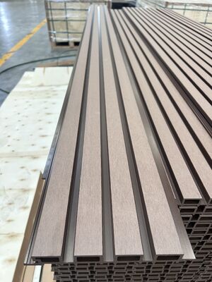 Langlebige feuerfeste WPC-Verbund-Nut-und-Feder-Wandpaneele, PVC-Wandverkleidung