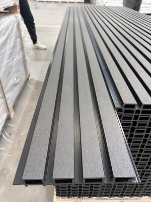 Bestseller feuerfeste Wpc-Holzverbundwerkstoff 219x26 Außenwandverkleidung Co-Extrusionsstil