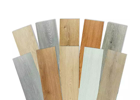 Hölzerne Beschaffenheits-Vinylplanke SPC, die 1220x180mm Stein-Kunststoffkern-künstliches Klicken ausbreitet