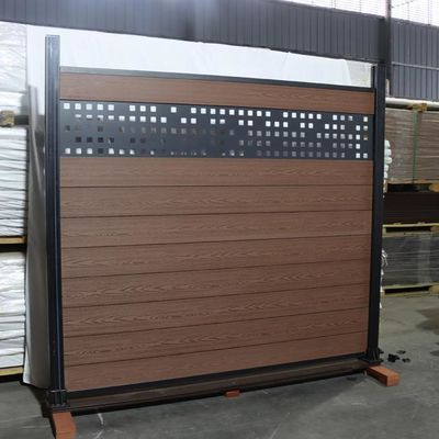 Hölzernes zusammengesetztes Plastikwpc zäunen Panels Waterproof Outdoor 180 * 25mm ein