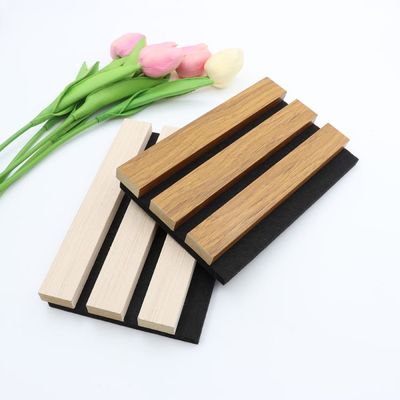 Maßgeschneiderte Akustikwandplatte aus 100 % Polyester + MDF mit Furnierschalldämmung