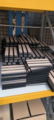 2400mm Polyesterfaser selbstklebende Akustikplatten für Heimkino